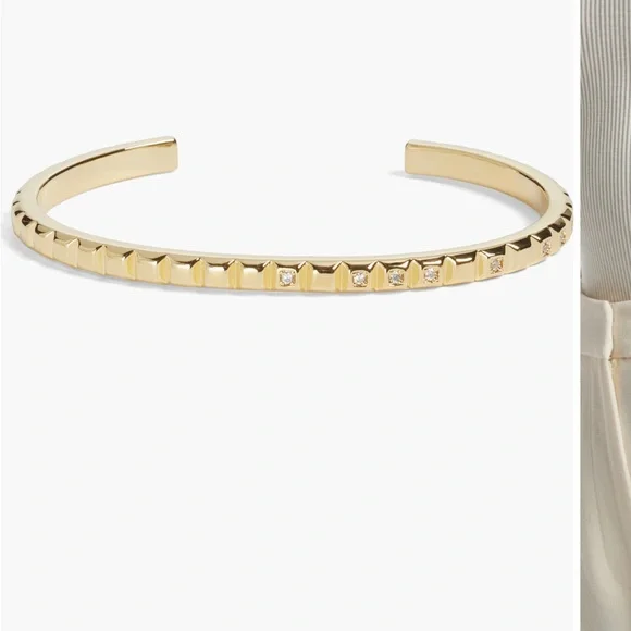 Square cuff Bracelet - Picture 1 of 3